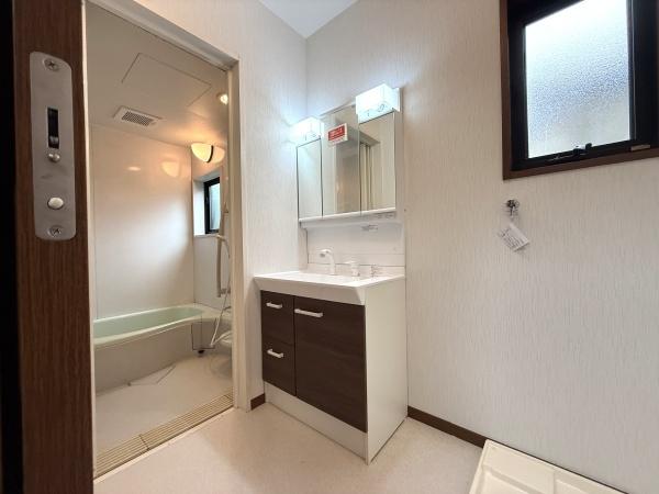 加古郡播磨町東野添３丁目の中古一戸建て