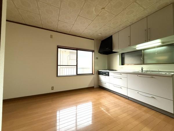 寝屋川市小路北町　中古戸建