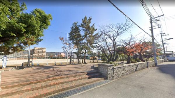 大東市緑が丘2丁目の土地(大東公園)