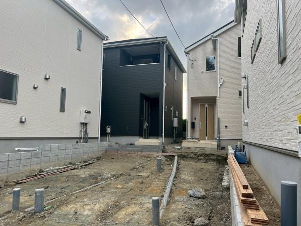 男山長沢2号棟全4区画新築戸建