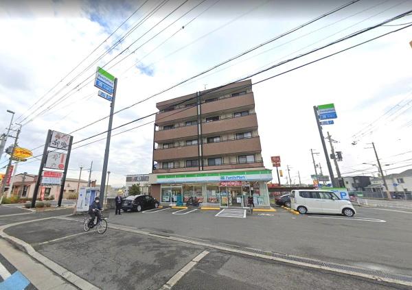 枚方市西招提町の中古一戸建て(ファミリーマート枚方招提北町店)