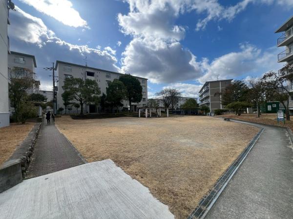 男山第3住宅201号棟
