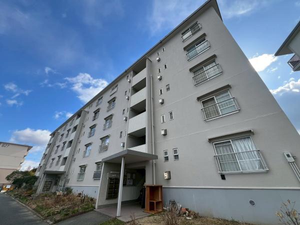 男山第3住宅201号棟
