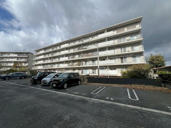 男山第3住宅201号棟