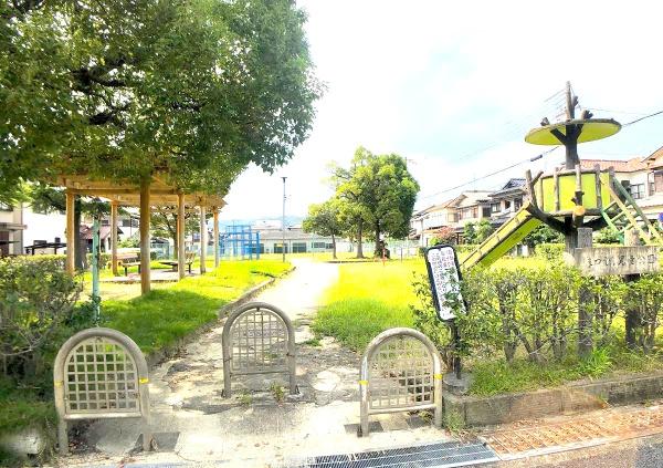 八幡市川口浜の中古一戸建て(まつむし児童公園)