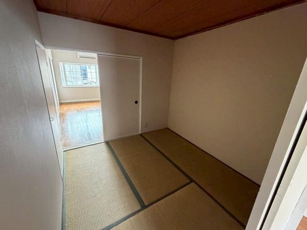 枚方市招提平野町の中古一戸建て