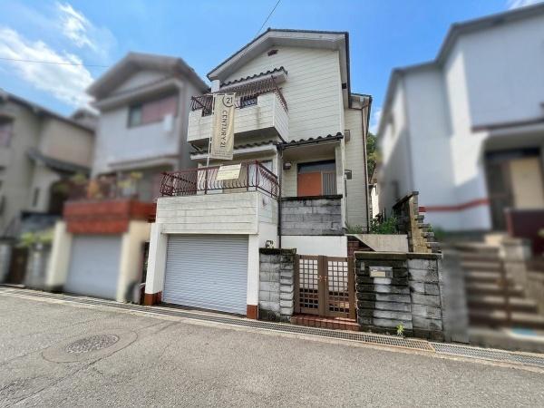 八幡市橋本東山本の中古一戸建て