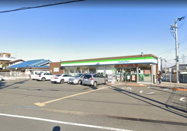 枚方市甲斐田新町(ファミリーマート枚方田口二丁目店)