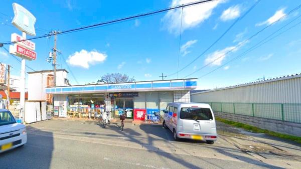 枚方市招提中町１丁目の中古一戸建て(ローソン養父丘店)