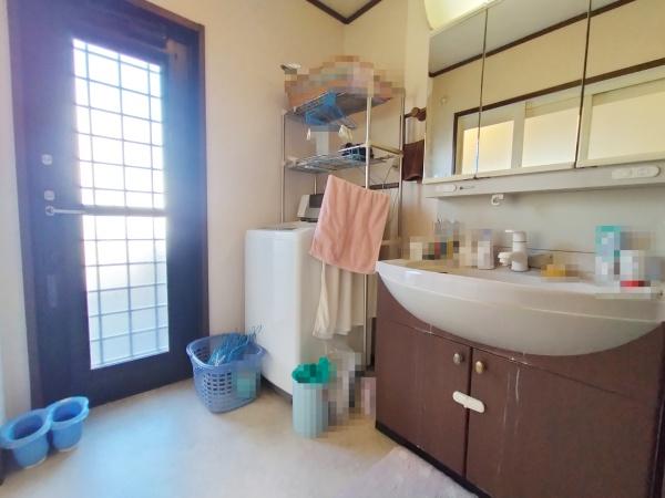 員弁郡東員町笹尾東１丁目の中古一戸建て