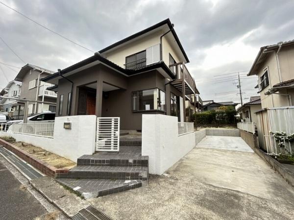 員弁郡東員町城山３丁目の中古一戸建て