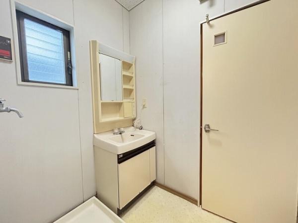員弁郡東員町城山３丁目の中古一戸建て