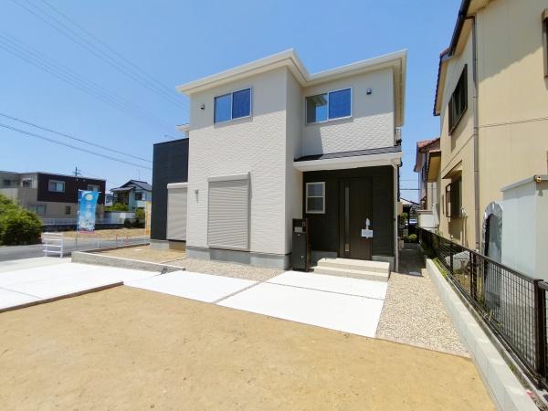弥富市平島町中新田の中古一戸建て