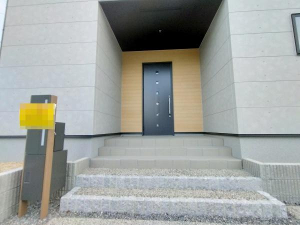 桑名市大字五反田の中古一戸建