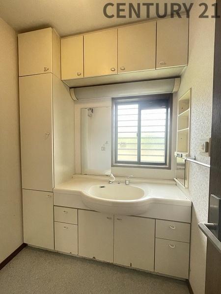 四日市市三滝台４丁目の中古一戸建て