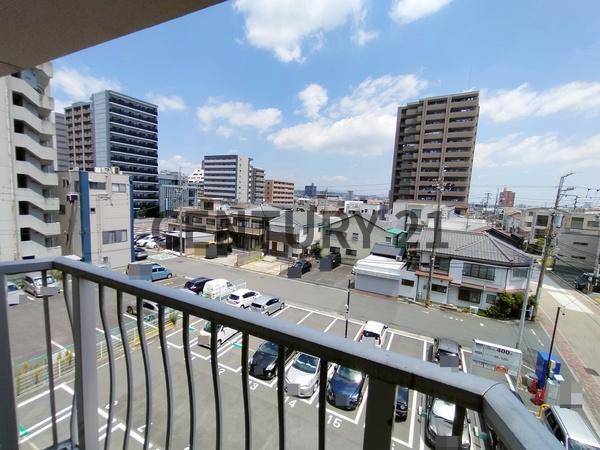 中部マンション406号