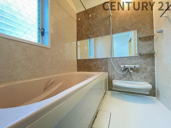 四日市市別名４丁目の中古一戸建