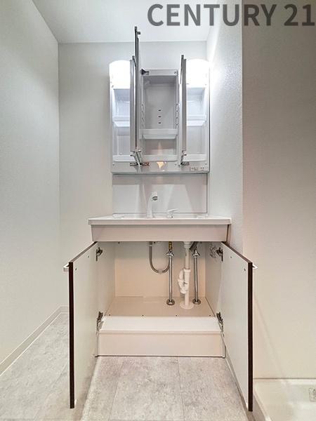 ラビデンス桑名駅東605号