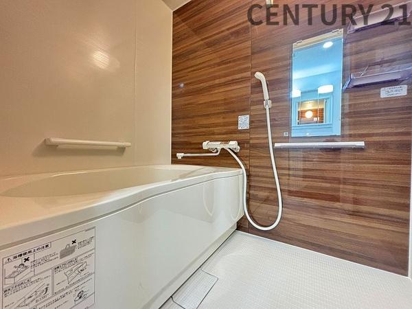 ラビデンス桑名駅東605号