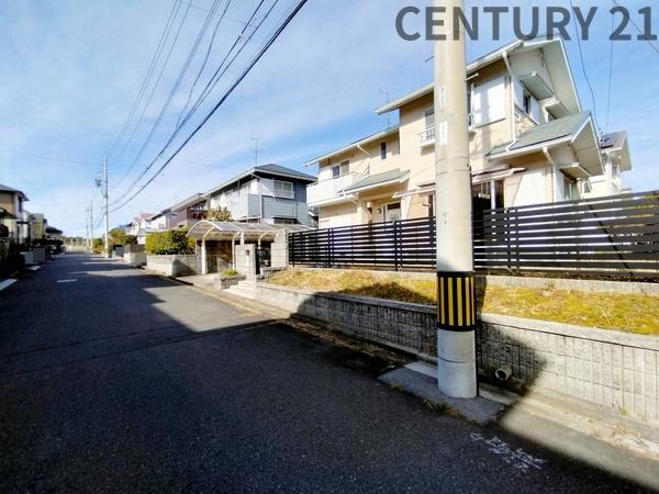 桑名市新西方４丁目の中古一戸建て