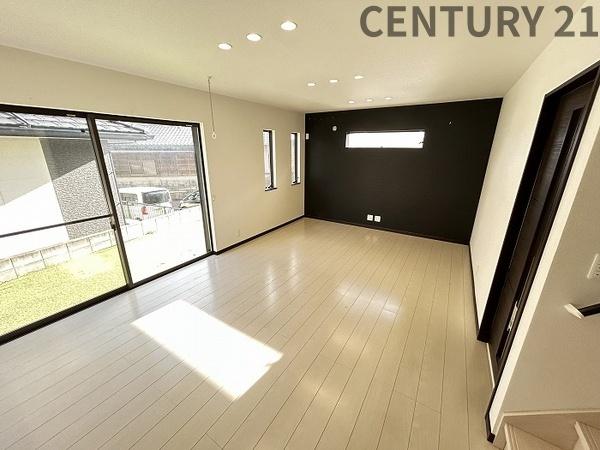 亀山市川崎町の中古一戸建て