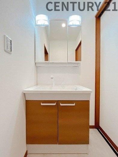 愛西市稲葉町米野の中古一戸建て