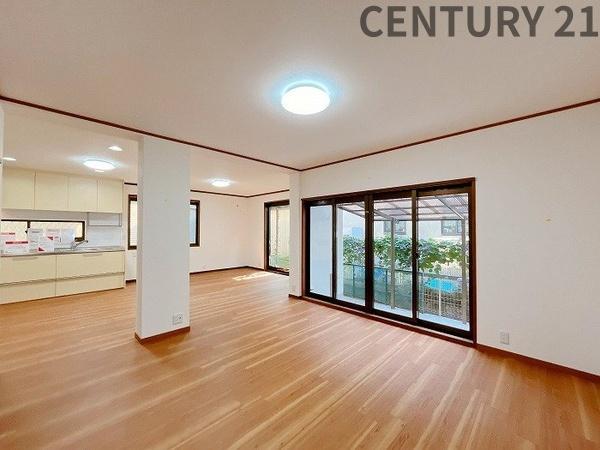 愛西市西保町西川原の中古一戸建て