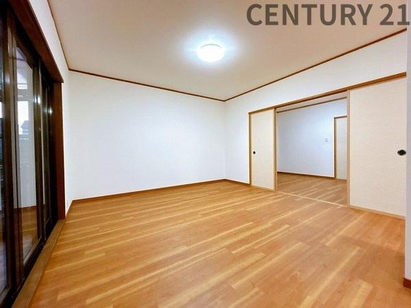 愛西市西保町西川原の中古一戸建て