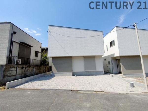員弁郡東員町笹尾西２丁目の新築一戸建