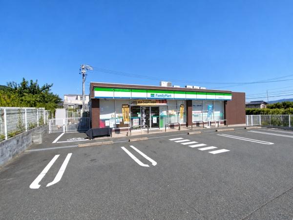 桑名市多度町小山台１丁目の中古一戸建て(ファミリーマート桑名多度小山店)