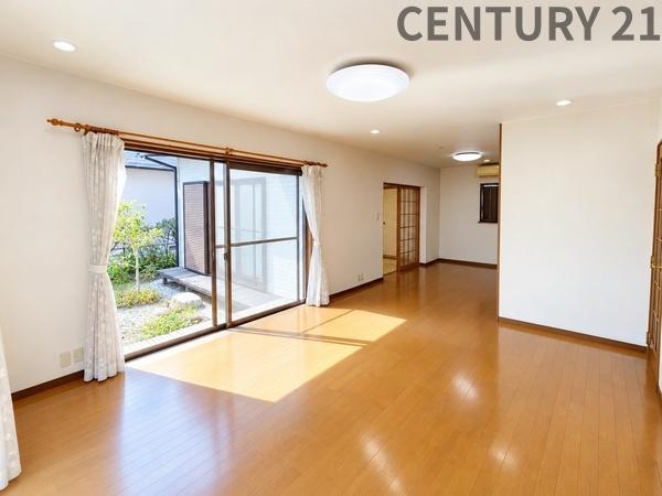 桑名市新西方３丁目の中古一戸建て