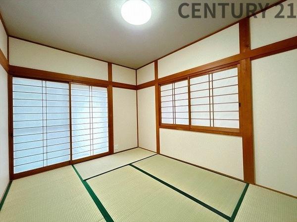 亀山市みずほ台の中古一戸建て