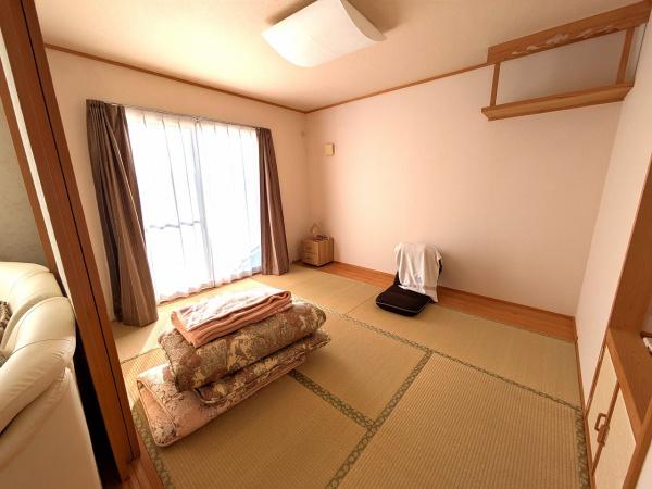 八街市滝台　事務所付き戸建て