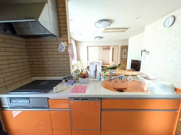 八街市滝台　事務所付き戸建て