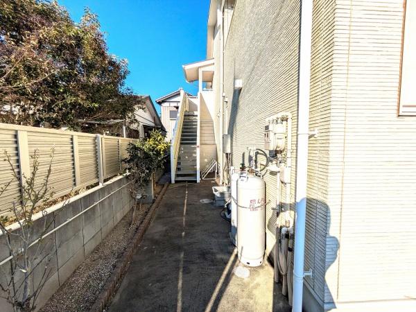 八街市滝台　事務所付き戸建て