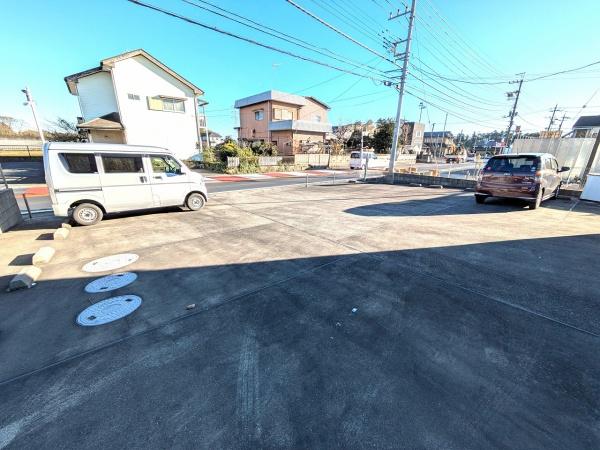 八街市滝台　事務所付き戸建て
