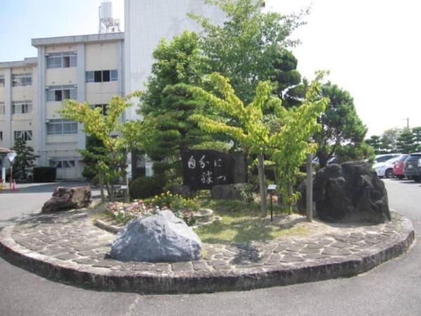 豊田市宝来町全2棟2号棟 新築戸建て(豊田市立美里中学校)
