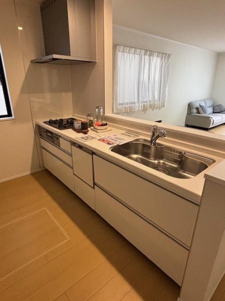 豊田市鴛鴨町全8棟B号棟　新築戸建て