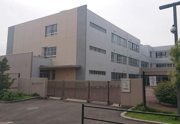 ユニーブル岩崎台スクエア(日進市立日進北中学校)