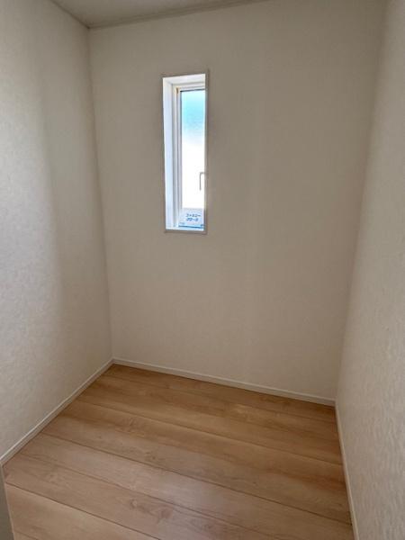 豊田市西岡町全5棟3号棟　新築戸建て