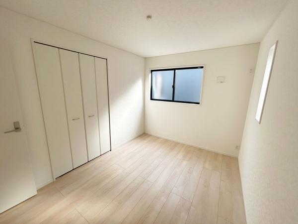 碧南市中山町全2棟1号棟　新築戸建て