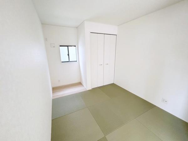西尾市一色町一色第22全2棟2号棟　新築戸建て