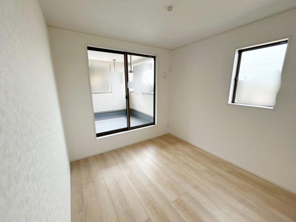 西尾市一色町一色第22全2棟2号棟　新築戸建て