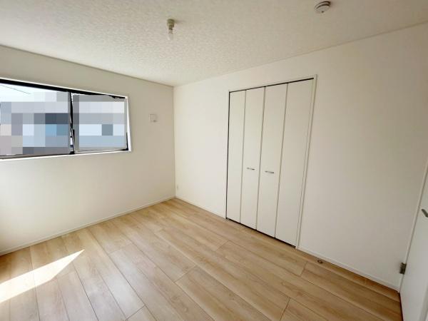 西尾市吉良町饗庭全3棟2号棟　新築戸建て
