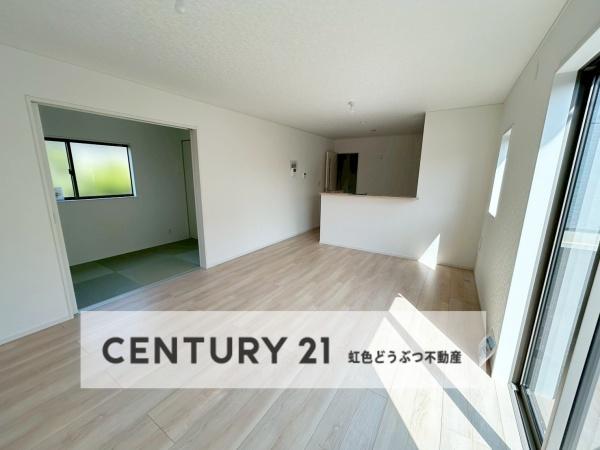 西尾市吉良町饗庭全3棟2号棟　新築戸建て