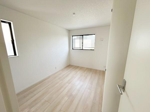安城市高棚町全2棟2号棟　新築戸建て