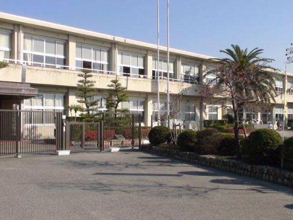 安城市安城町全2棟1号棟 新築戸建て(安城市立安城南部小学校)