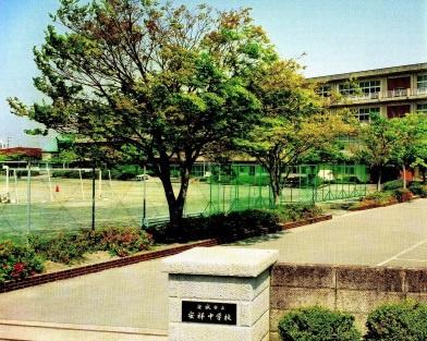 安城市安城町全2棟1号棟 新築戸建て(安城市立安祥中学校)