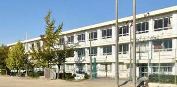 碧南市湖西町全4棟号3棟 新築戸建て(碧南市立西端中学校)