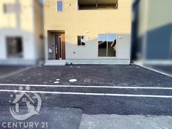 岡崎市小針町全3棟2号棟　新築戸建て